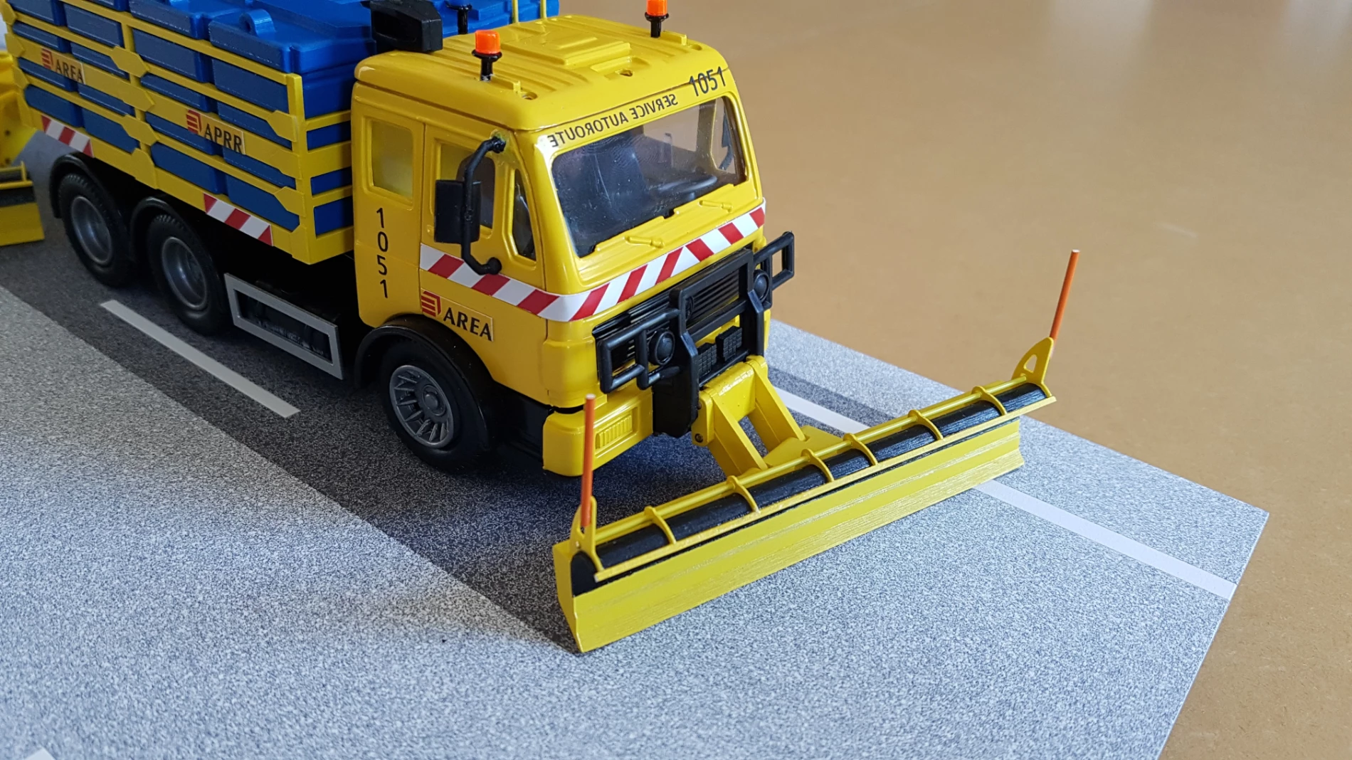 maquette industrie camion déneigement atelier fau