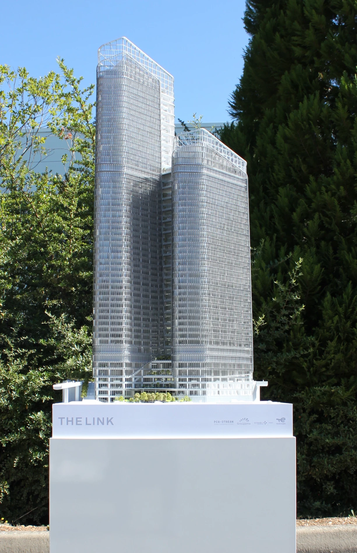 maquette physique tour the link vue globale exterieure atelier fau