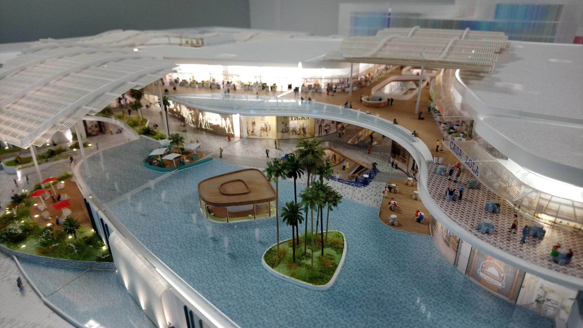 maquette centres commerciaux atelier fau benidorm unibail